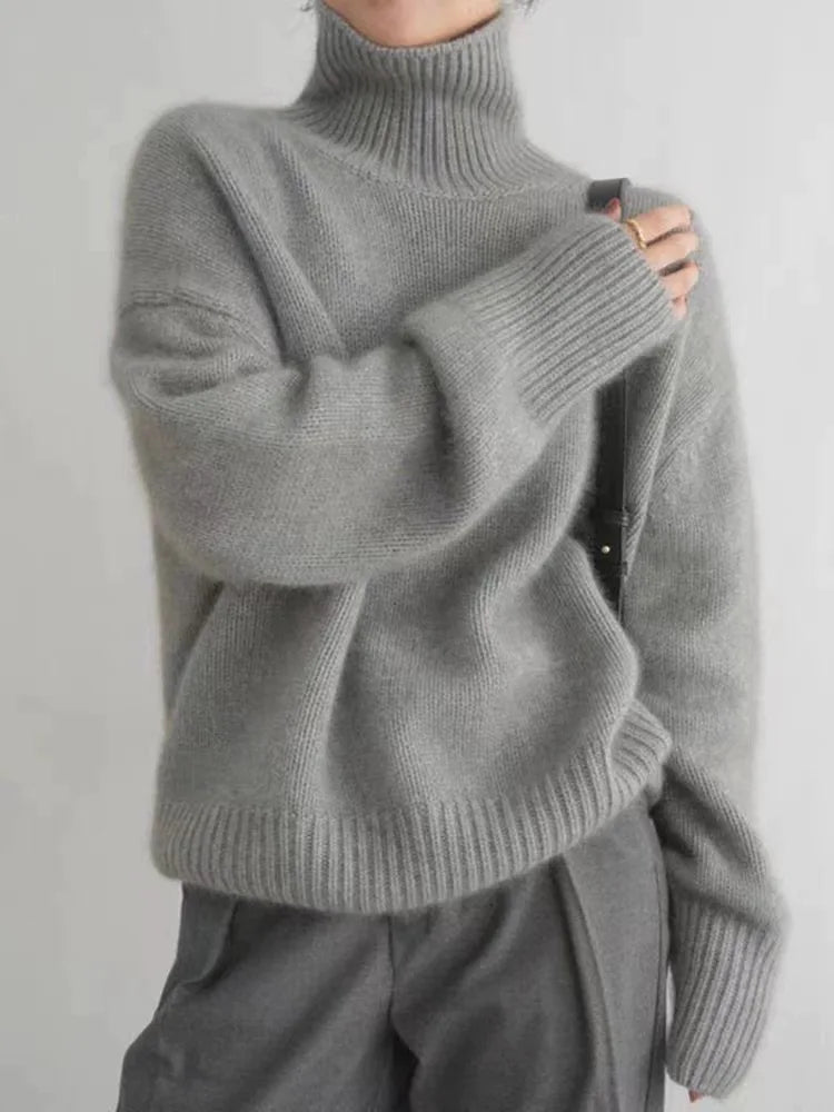 LIN™ | Turtleneck Sweater