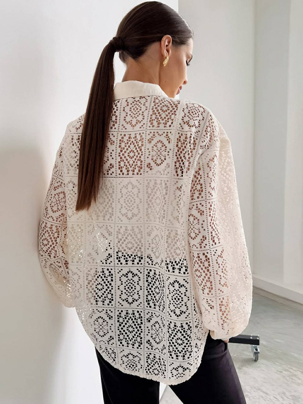 Delphine Lace Collared Top – Ivory Whisper
