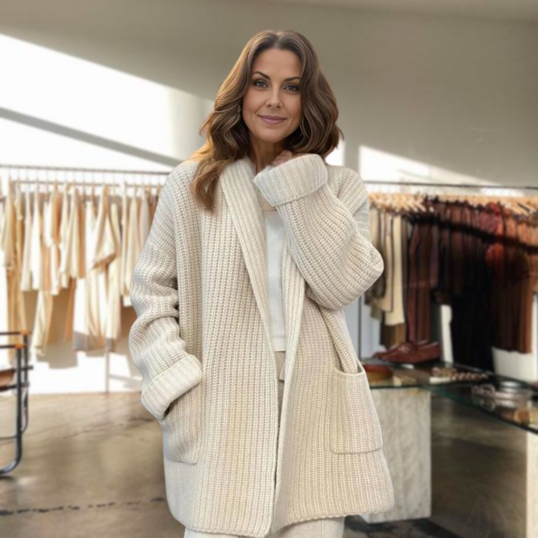 Amelia™ | Warm and Sophisticated Cardigan