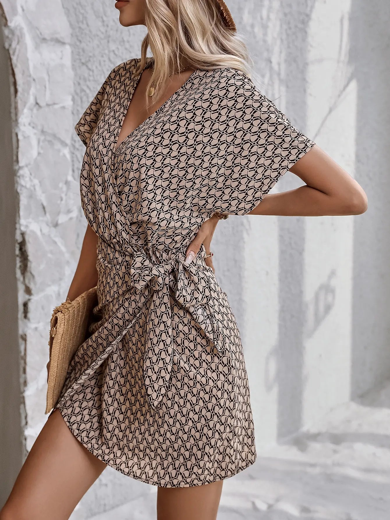 Liana | Luxe Line Midi Dress