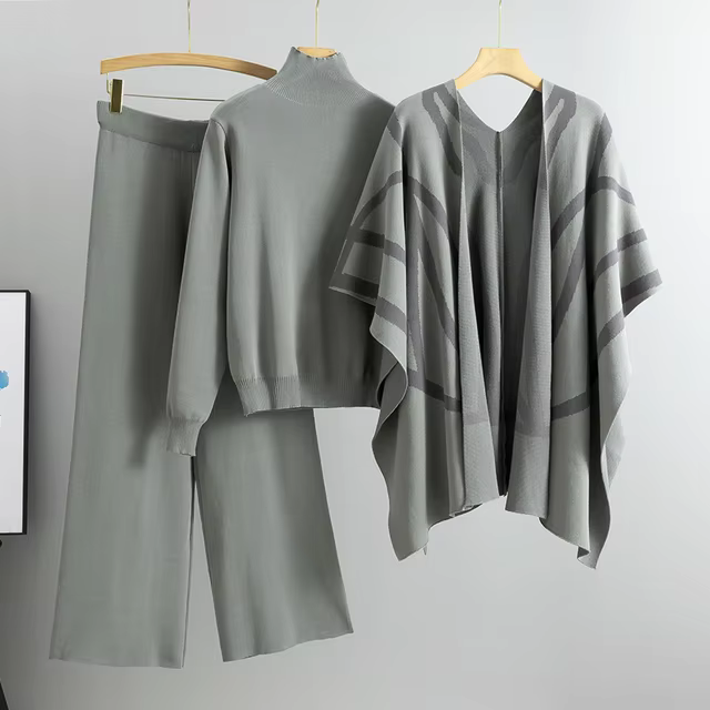 The Driftwood Trine Set