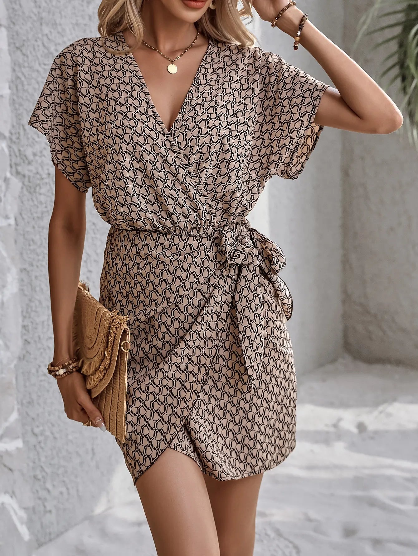 Liana | Luxe Line Midi Dress